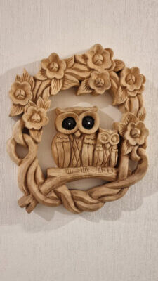 Tida Thai Massage Zurich Schaffhauserplatz - Thai Schnitzerei Eule