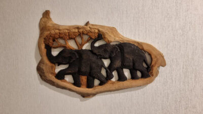 Tida Thai Massage Zurich Schaffhauserplatz - Thai woodcarving Elephants